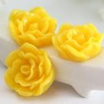 Yellow Flower Resin Cabochons 12pc