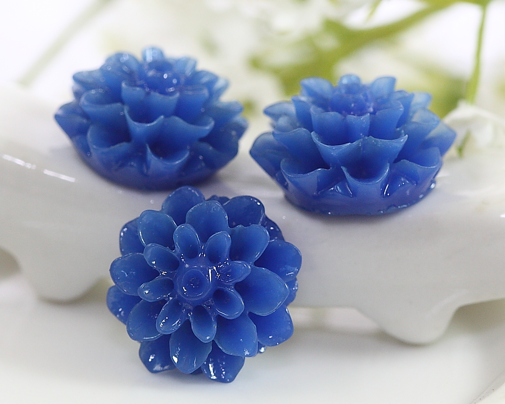 Dark Blue Dahlia / Mums Flower Resin Cabochons 6pc